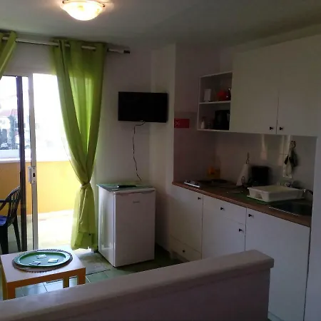 Apartment Happy Holidays In Caleta De Fuste